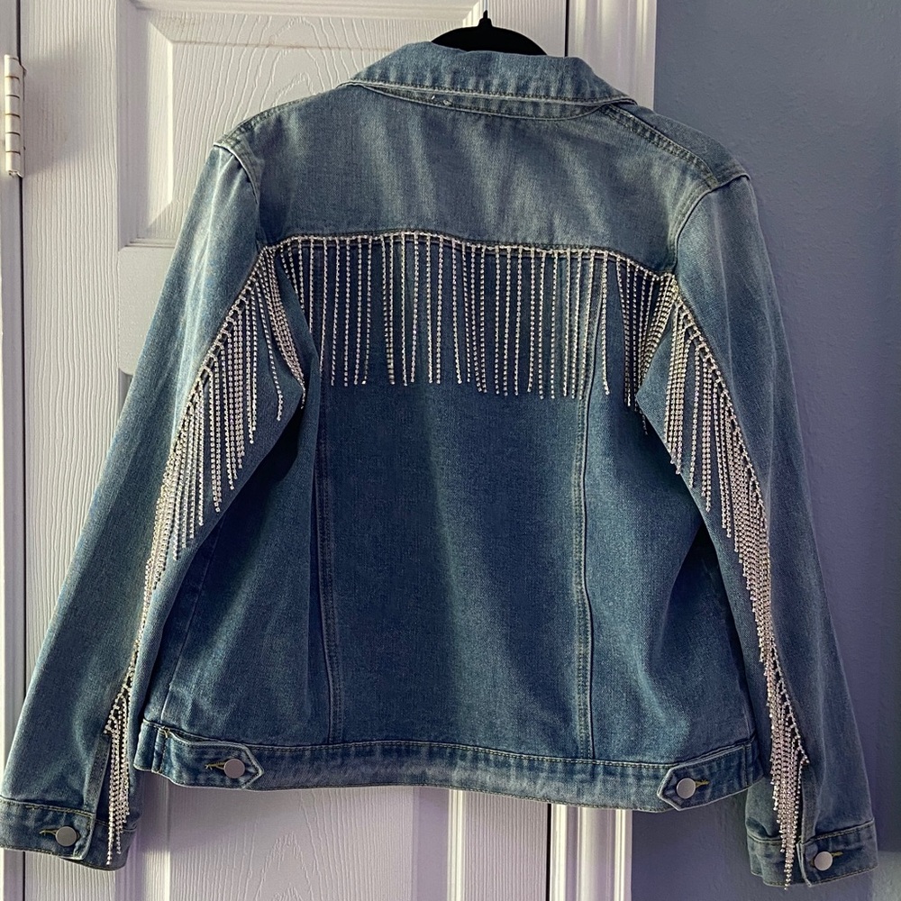 Denim Jacket w Rhinestone Fringe Detailing